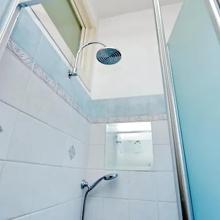 Oslavia شقة *